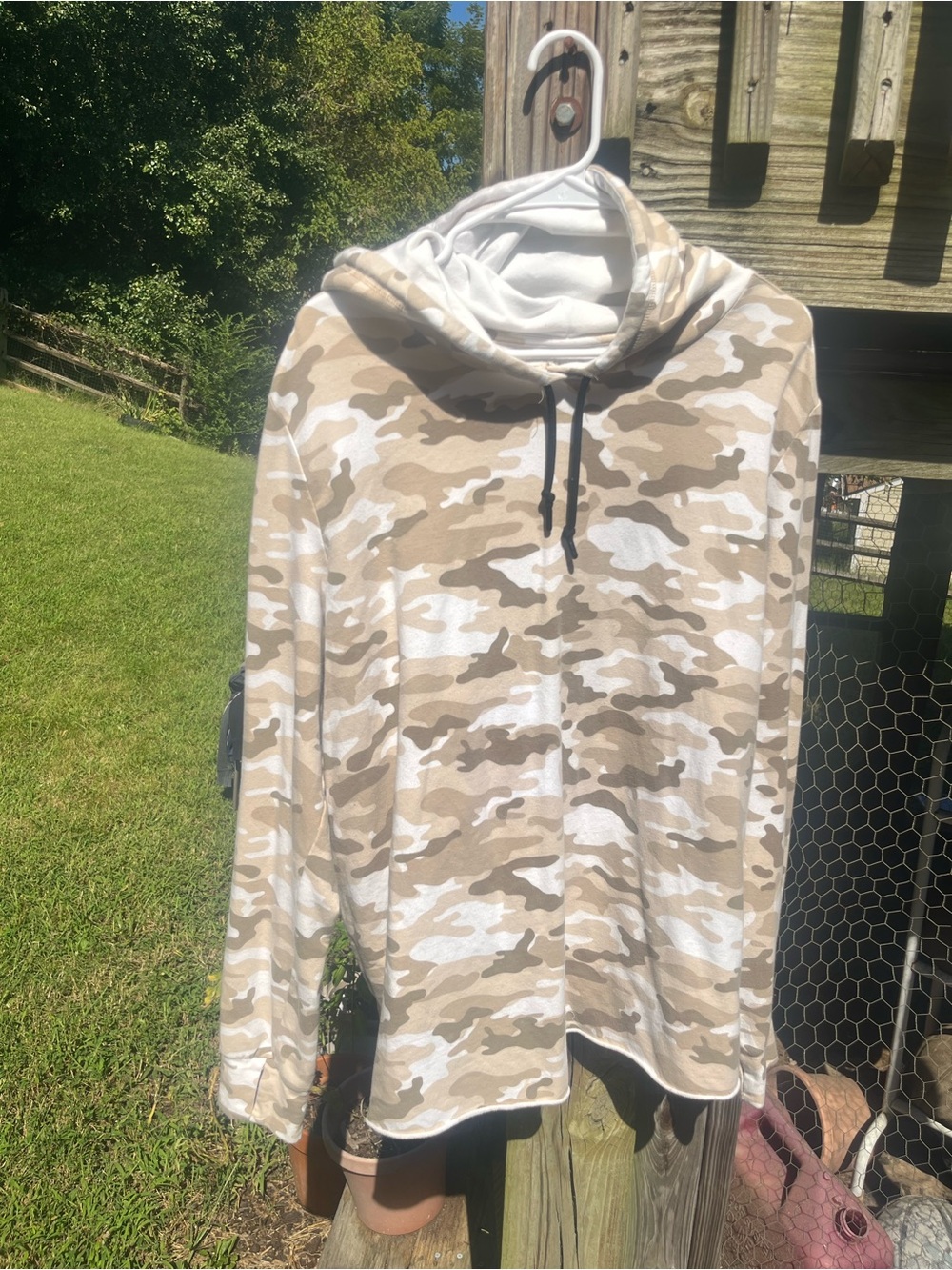 torrid Beige Camo Hooded Pullover